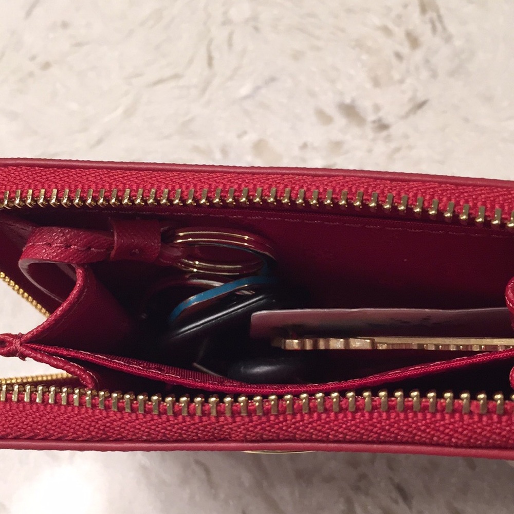 Tory Burch Robinson Zip Coin/Key Case. NWT - Picture 4 of 8